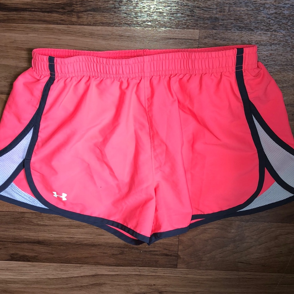 Under Armour shorts!!